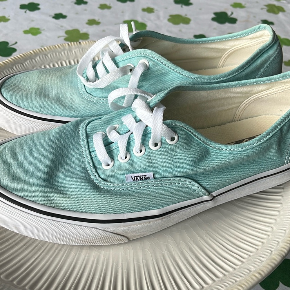 Light Blue Vans men’s 11.5 super clean